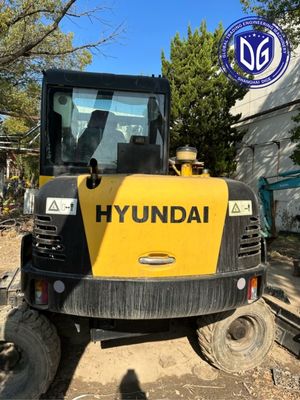 Hyundai Gebruikte Wielgraafmachine 60w-7, 6 Ton Hydraulische Kleine Graafmachine 10 Eenheden