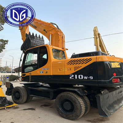 Gebruikte Hyundai wielgraver model 210W-9 Originele met duurzame materialen