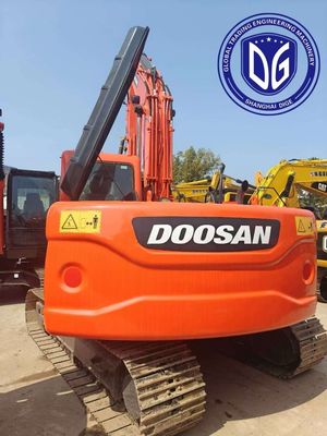 Compact ontworpen DX140 Gebruikte Doosan graafmachine kosteneffectief, geautomatiseerde besturing
