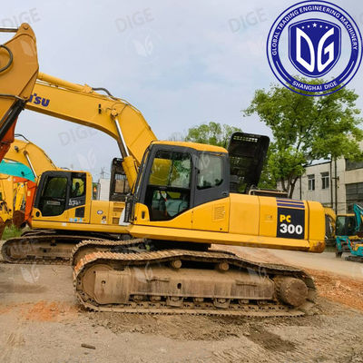 Efficiënte materiaalbehandelingsmogelijkheden USED PC300-7 graafmachine Grondig geïnspecteerd