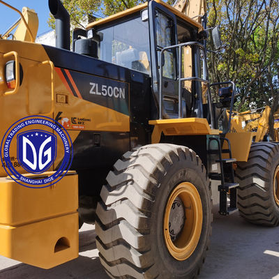 Gebruikte Liugong ZL50N-lader, nieuwste model, in goede staat, klaar voor verkoop.