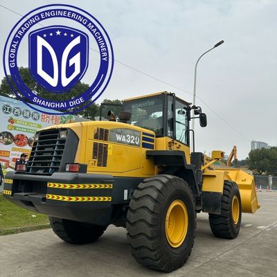 Veelzijdige hydraulische Komatsu Wa320-lader voor snel en gemakkelijk materiaal hanteren