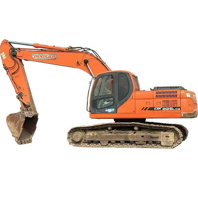 1.2 m3 emmercapaciteit Doosan DX225 graafmachine Perfect voor uw bouwprojecten