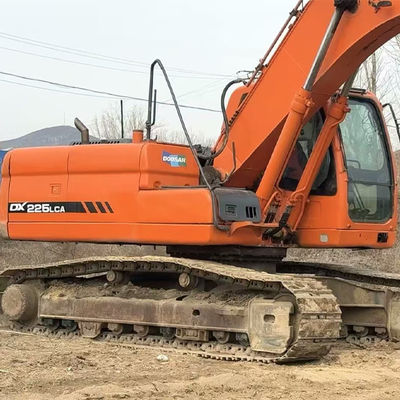 1.2 m3 emmercapaciteit Doosan DX225 graafmachine Perfect voor uw bouwprojecten